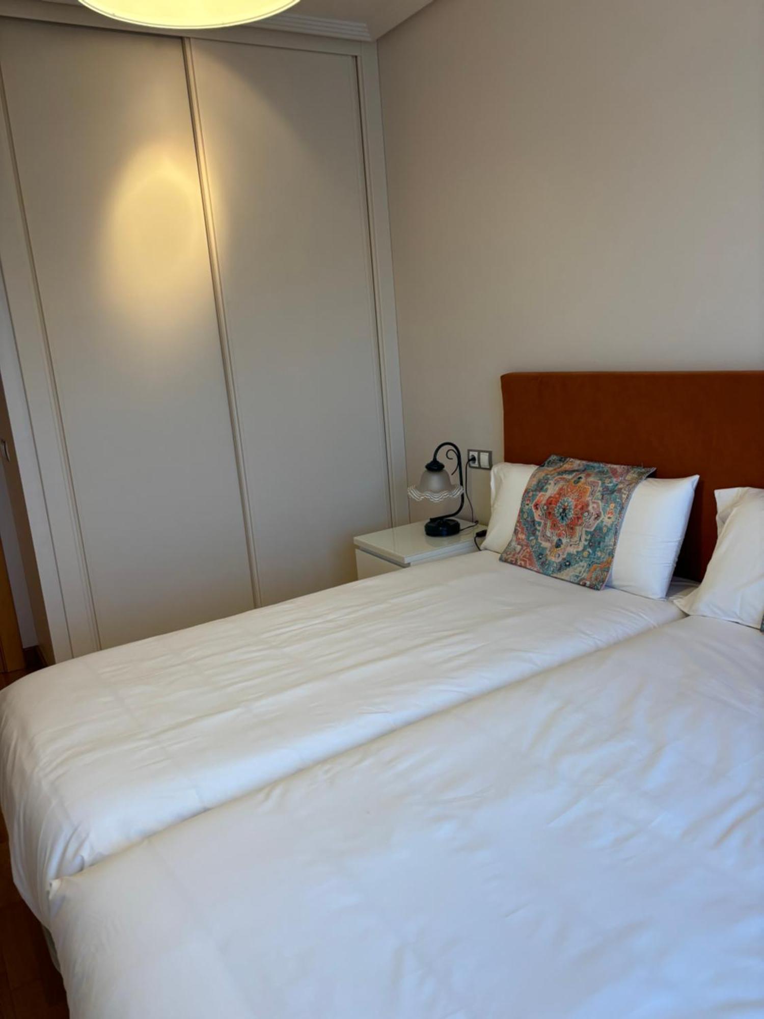 Apartamento Oviedo Naranco ภายนอก รูปภาพ