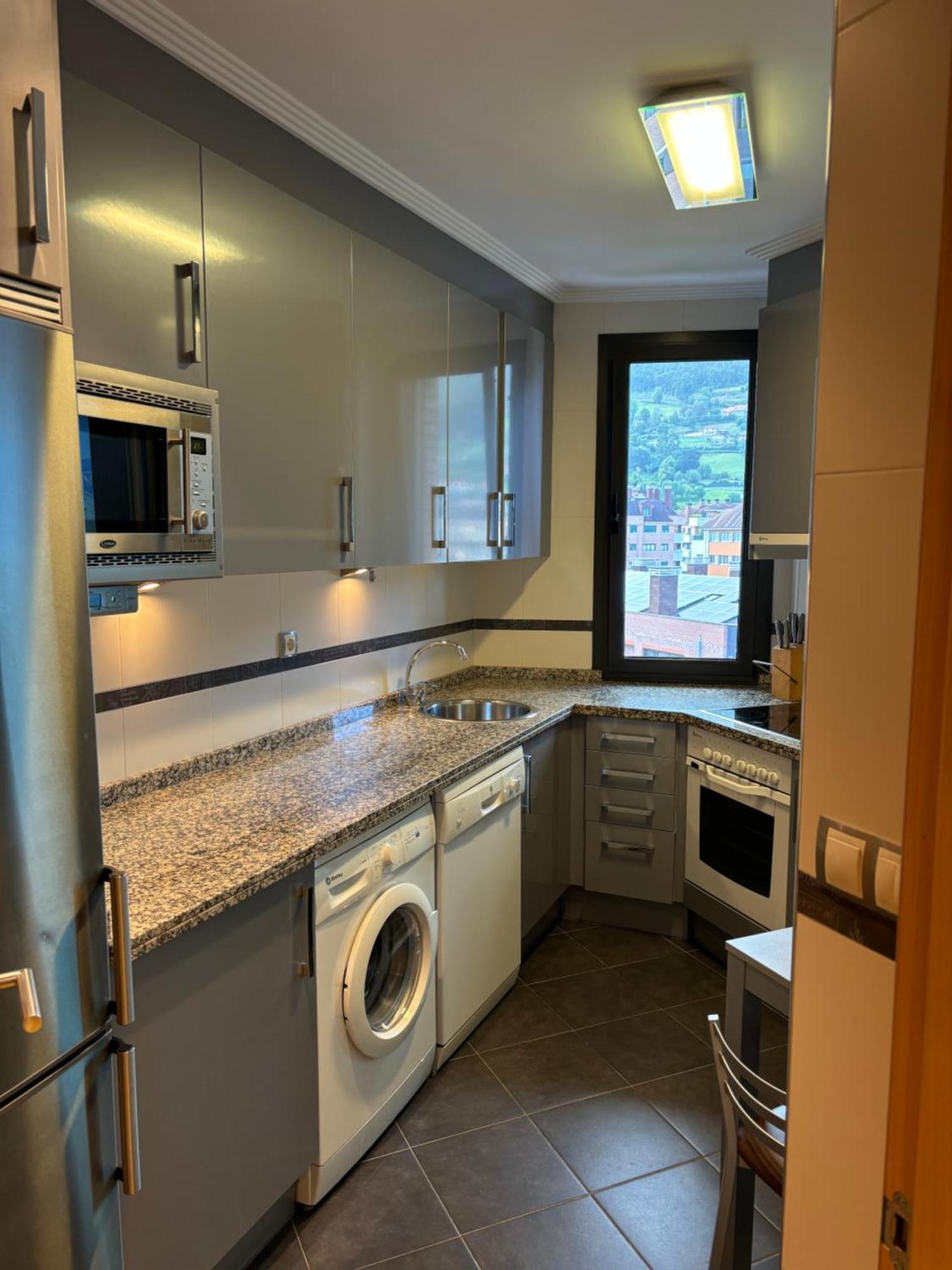 Apartamento Oviedo Naranco ภายนอก รูปภาพ